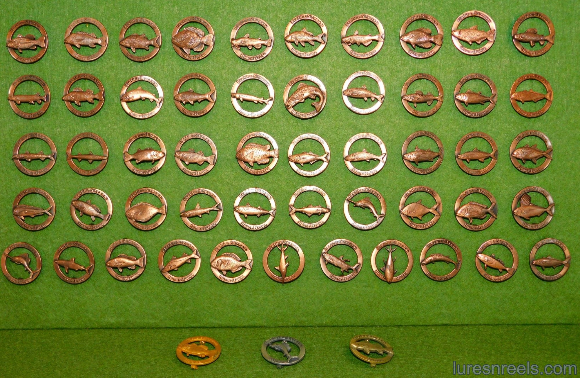 Field & Stream Pins Badges