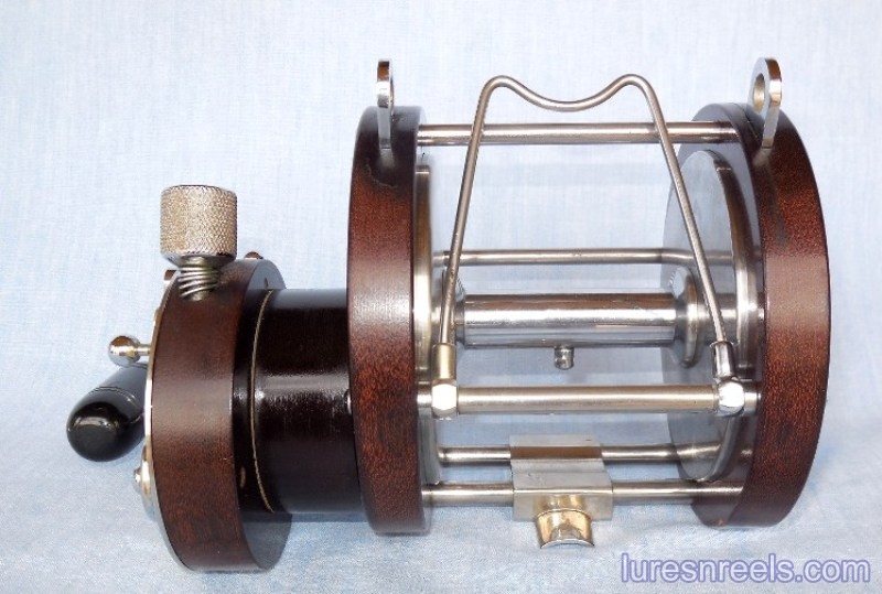 9/0 KOVALOVSKY Standard Model 24 Type II Reel