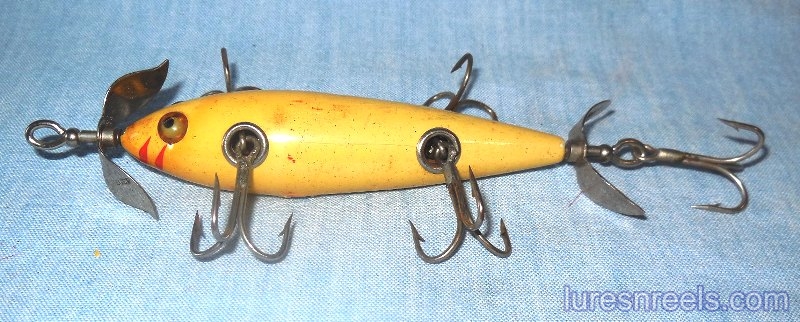 William Shakespeare lures