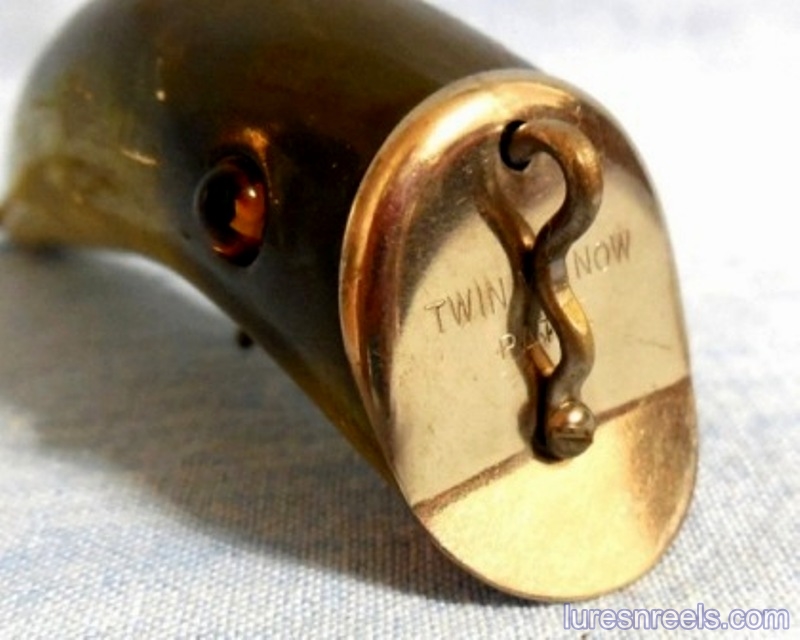 William Shakespeare lures