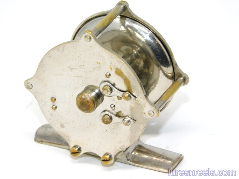 A Hendrick & Star reel works