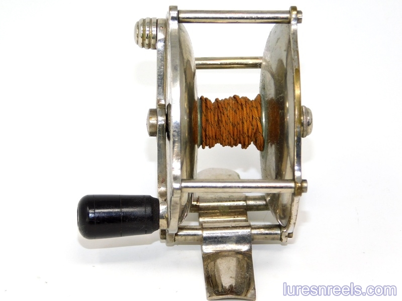 A Hendrick & Star reel works