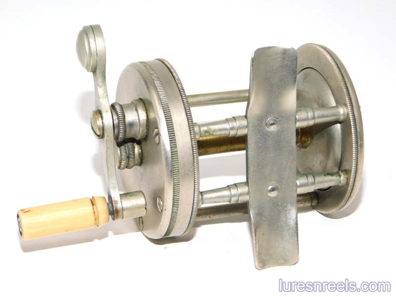 ウィンチェスター Winchester スピニングリール ウィンチェスター Winchester スピニングリール